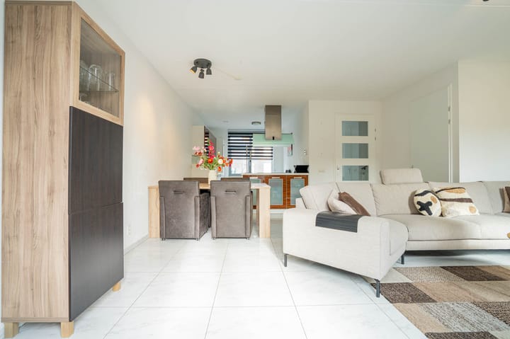 Foto 13 van Wezelplein 19