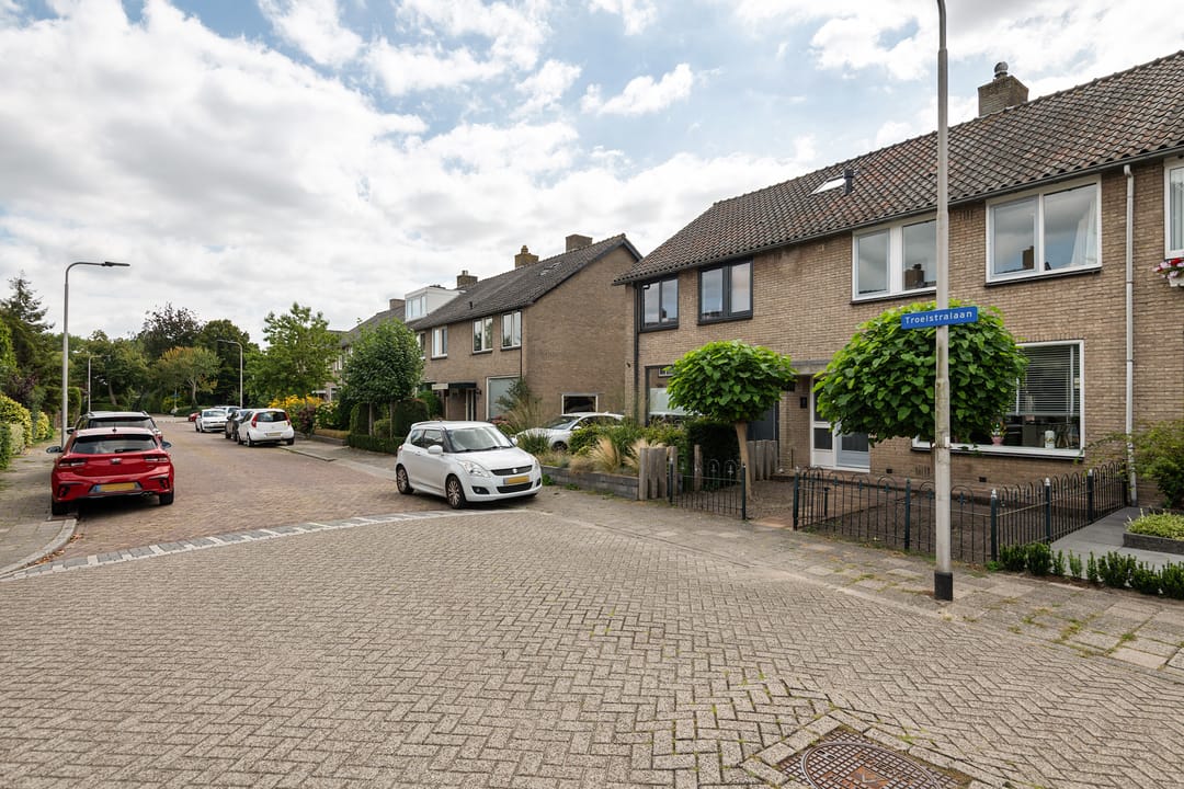 Foto 31 van Troelstralaan 18