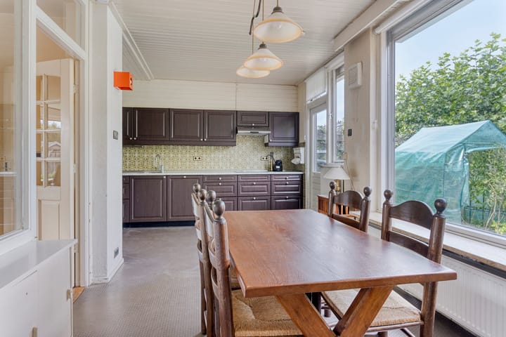 Photo 7 of Meeuwenstraat 6