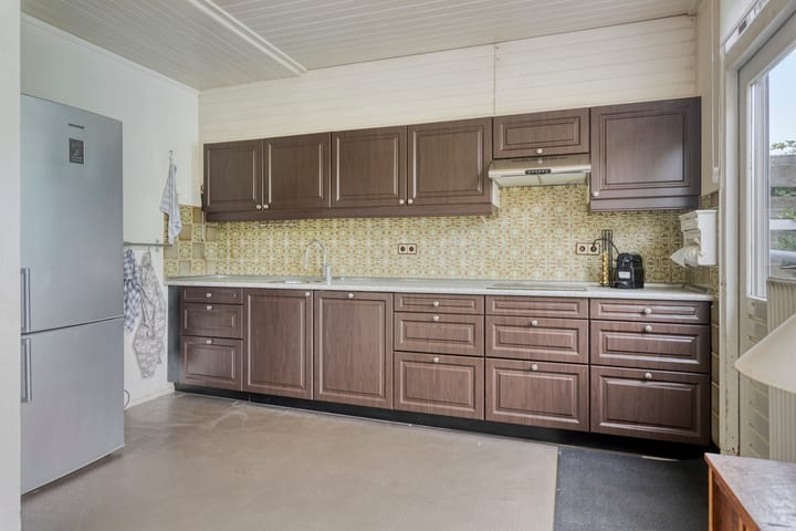 Photo 9 of Meeuwenstraat 6