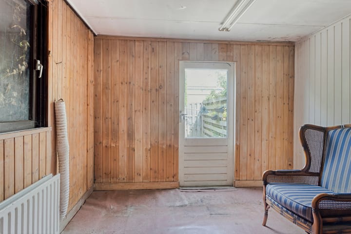 Photo 12 of Meeuwenstraat 6