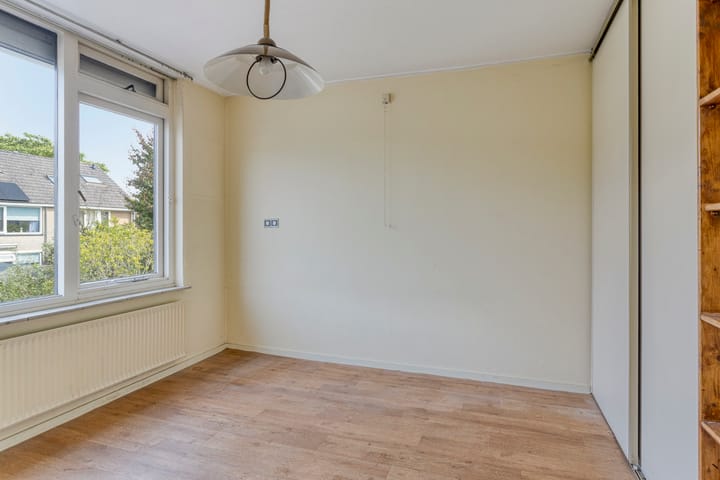 Photo 20 of Meeuwenstraat 6