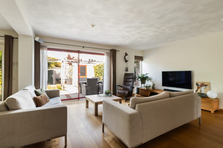 Foto 8 van Bomschuit 8