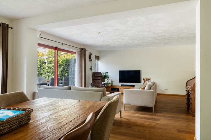 Foto 18 van Bomschuit 8