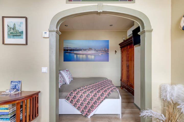 Photo 40 of Voorstraat 112