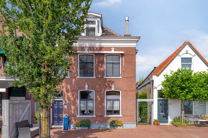 Photo 56 of Voorstraat 112