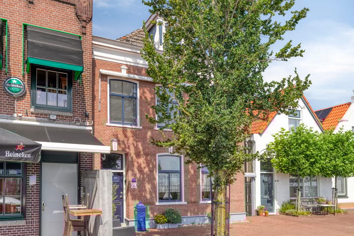 Photo 57 of Voorstraat 112