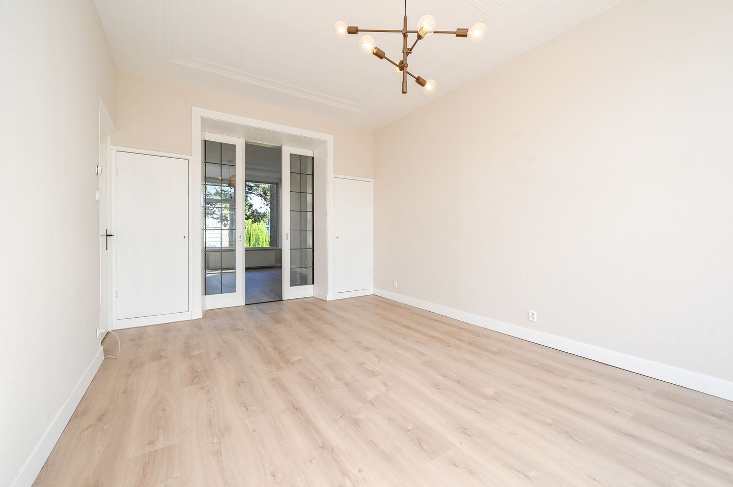 Foto 10 van Weimarstraat 389