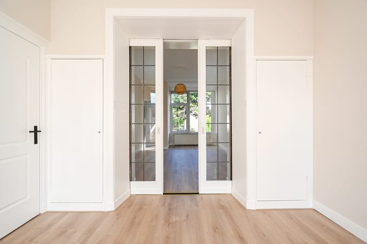 Foto 11 van Weimarstraat 389