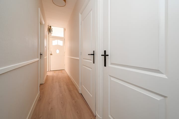 Foto 19 van Weimarstraat 389