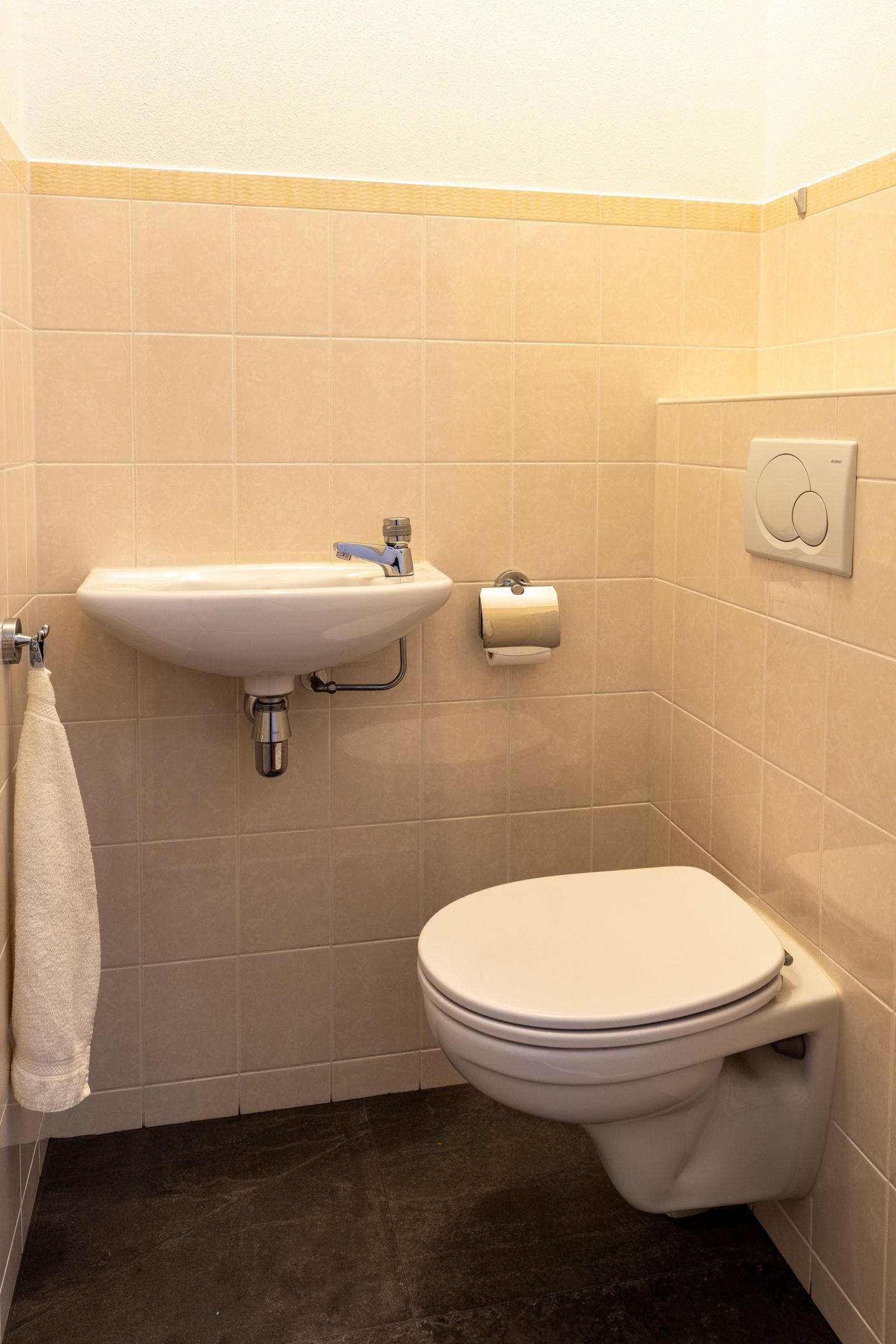 Foto 20 van F.A. Molijnlaan 1-0006