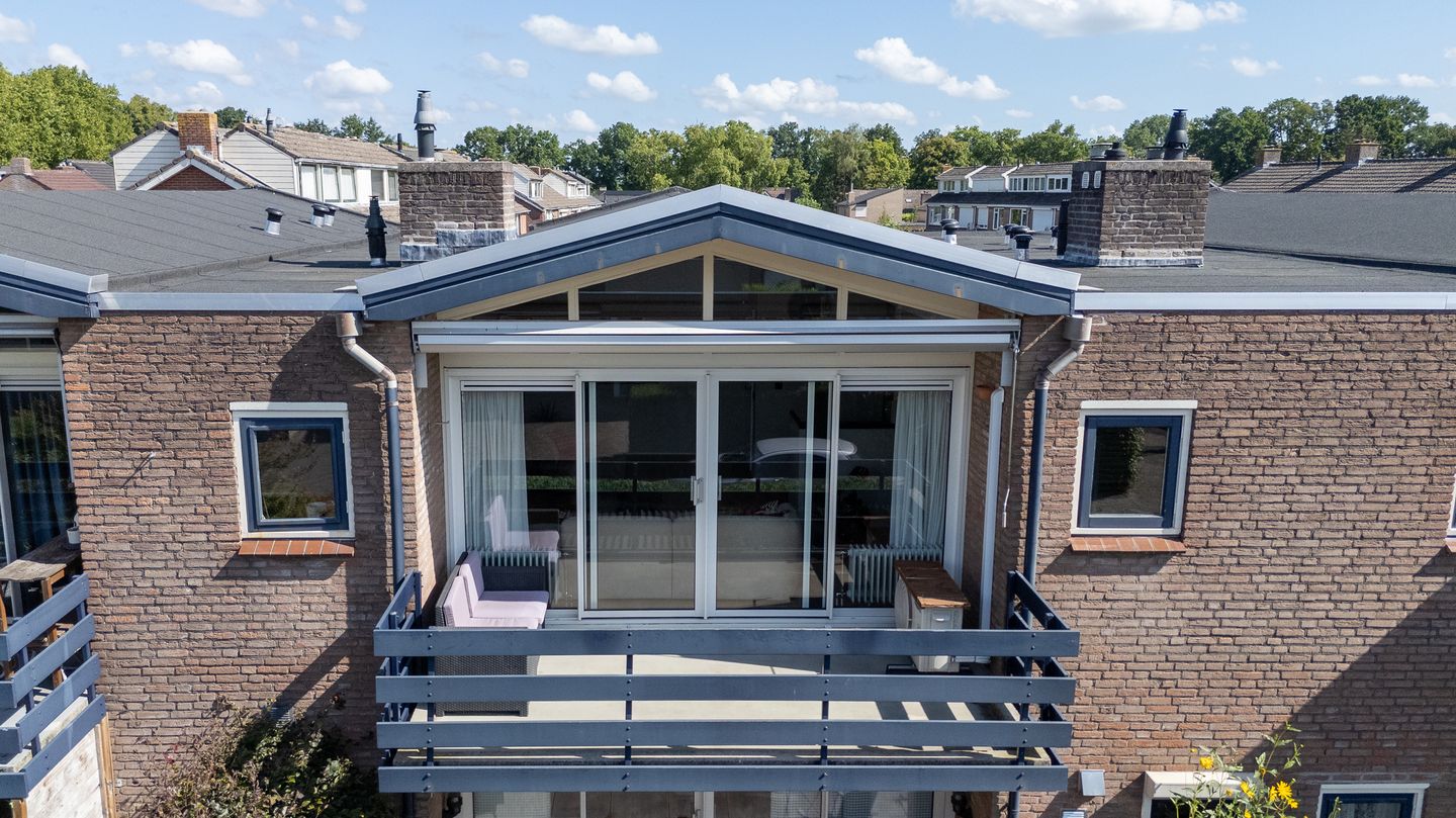 Photo 35 of Wilhelminastraat 30-C