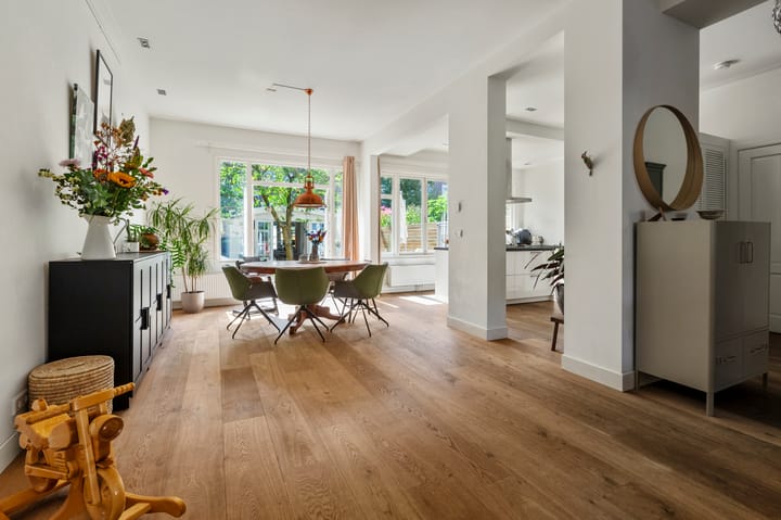 Photo 2 of Admiraal De Ruijterweg 405