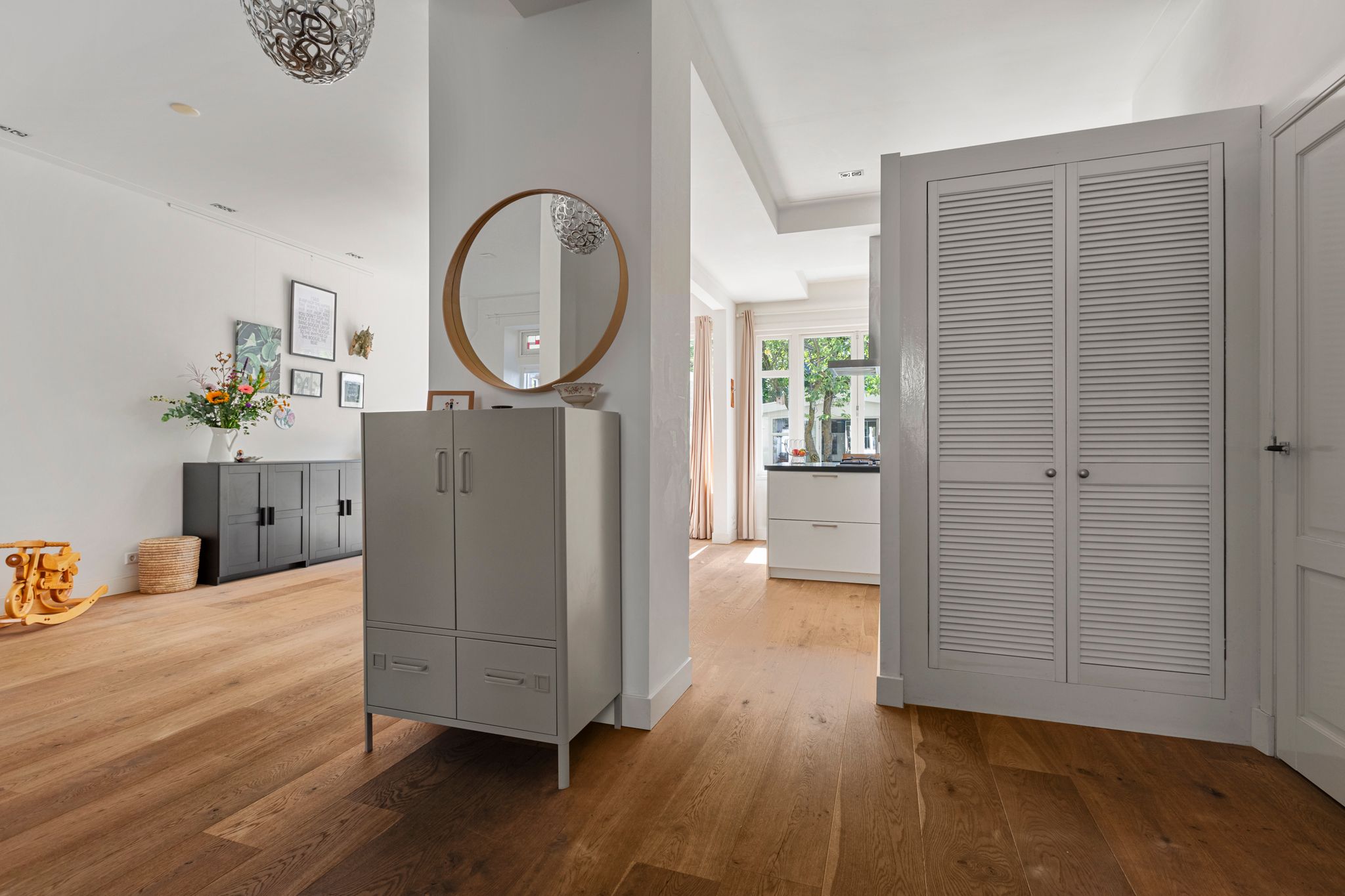 Photo 6 of Admiraal De Ruijterweg 405