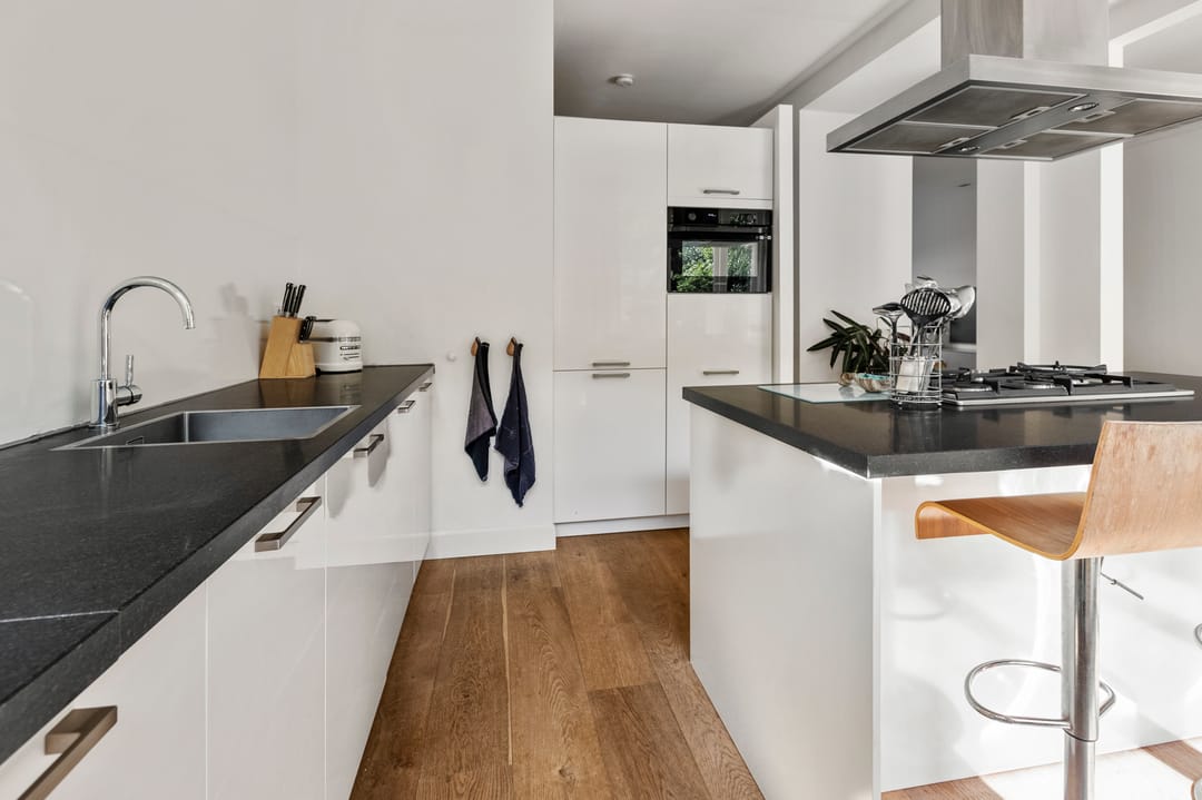 Photo 13 of Admiraal De Ruijterweg 405