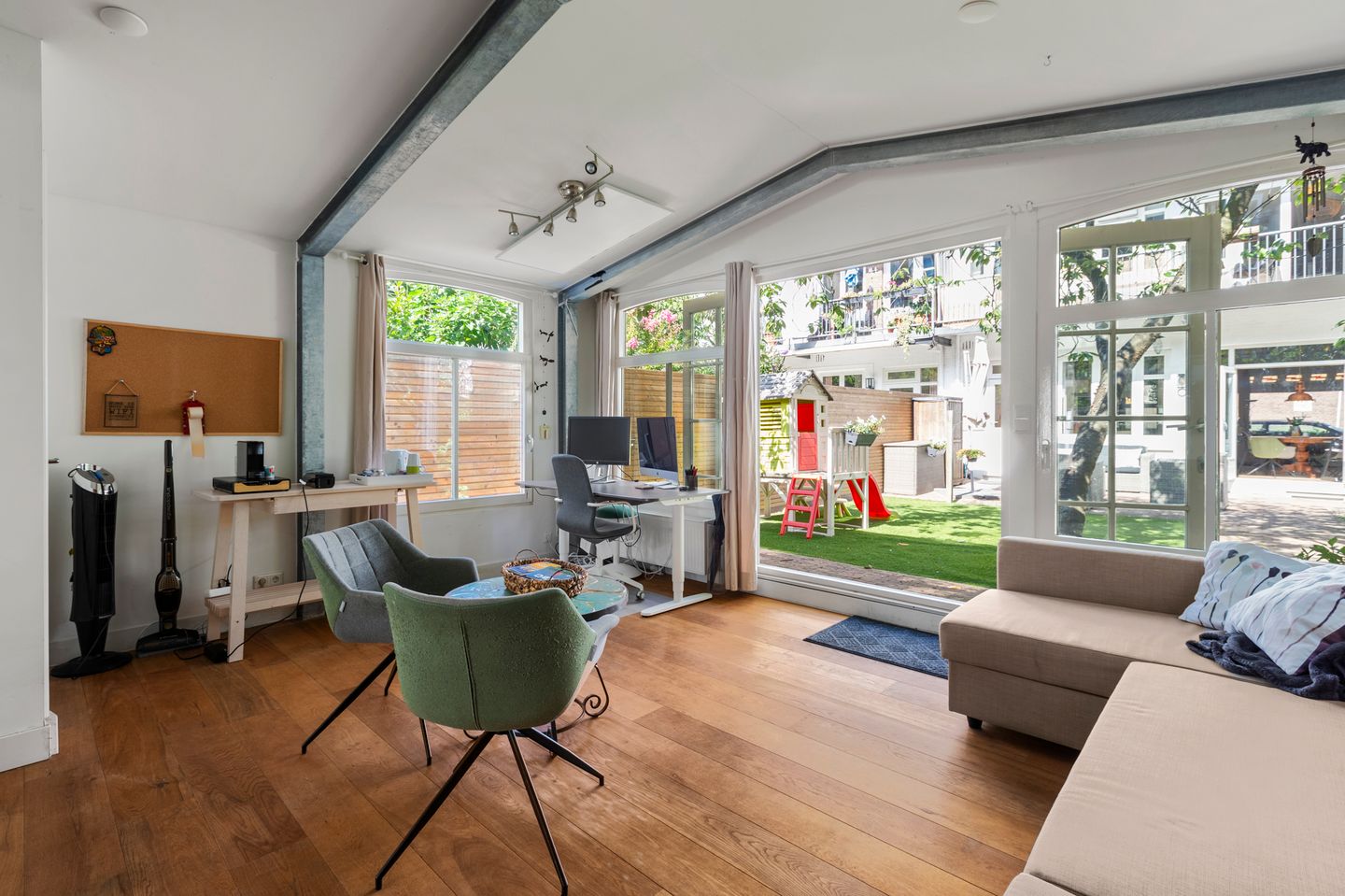 Photo 19 of Admiraal De Ruijterweg 405