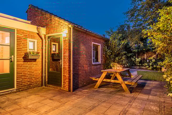 Foto 25 van Esdoornstraat 13