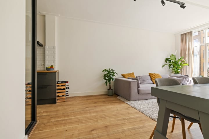 Foto 8 van Louise de Colignystraat 44-H