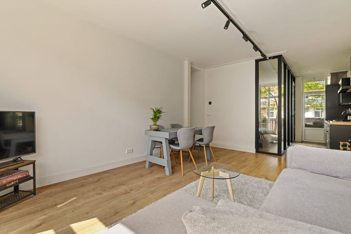 Foto 11 van Louise de Colignystraat 44-H