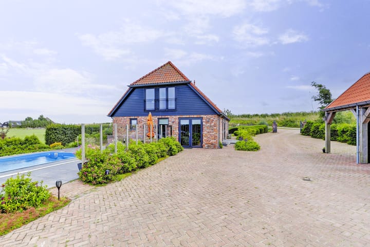 Foto 71 van Westfriesedijk 15