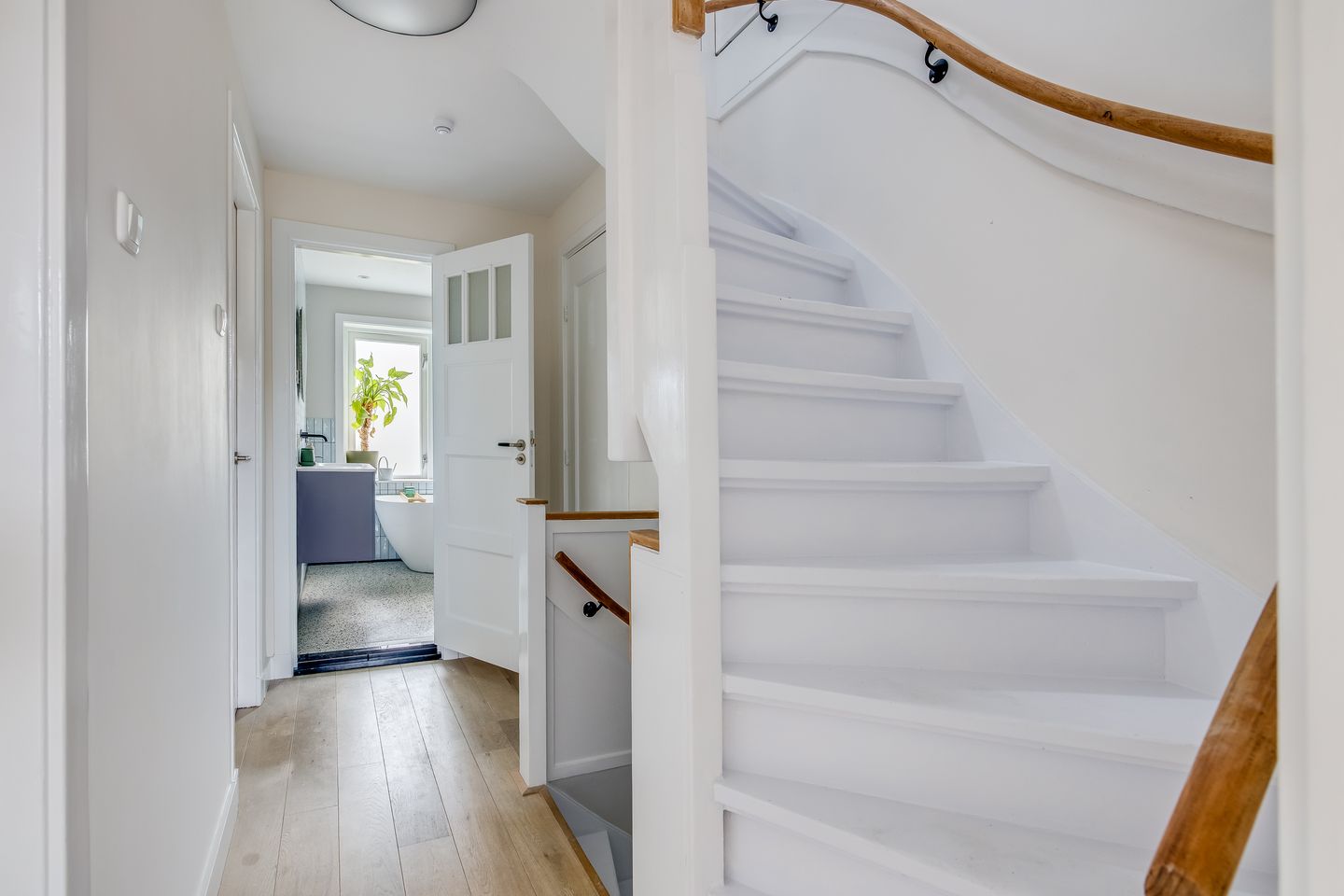 Foto 49 van Julianaweg 124