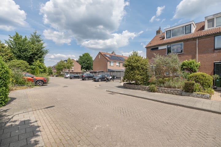 Photo 3 of Aartseveen 86