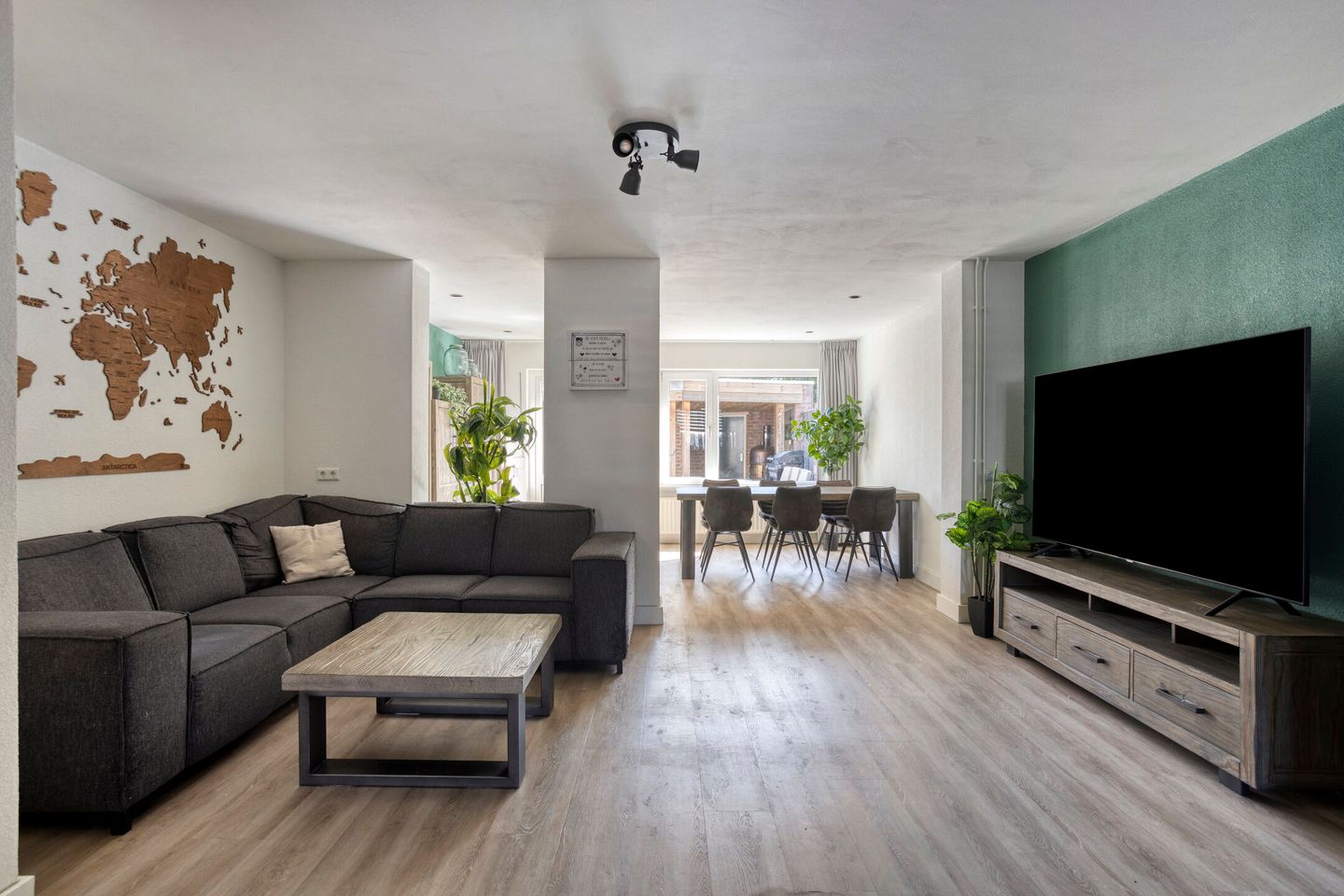 Foto 14 van Edelhertlaan 27