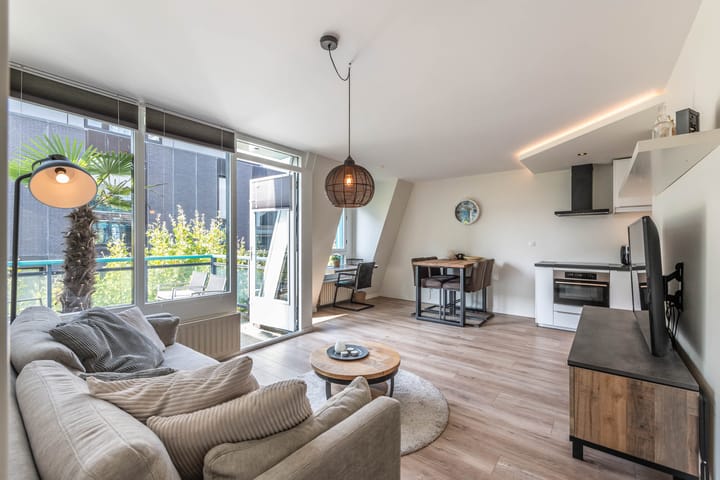 Foto 1 van Marktlaan 94