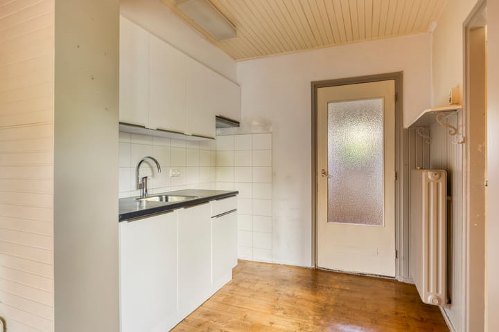 Foto 17 van Schmitzstraat 9