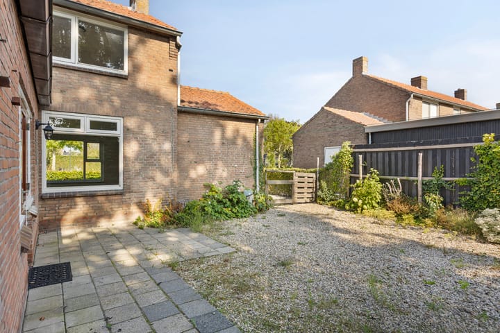 Foto 28 van Schmitzstraat 9