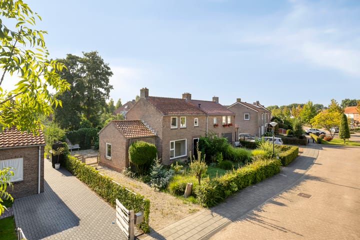 Foto 38 van Schmitzstraat 9