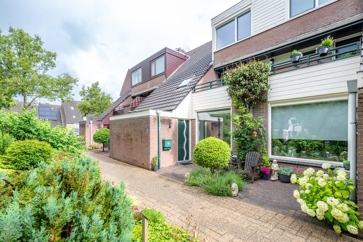 Foto 1 van Rondasburg 5