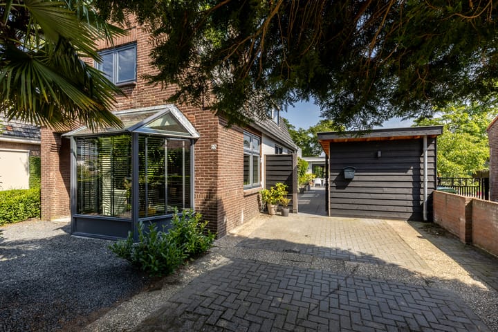 Photo 2 of Meester Prinsenstraat 20