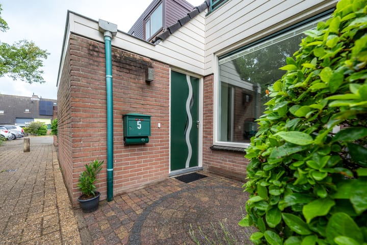 Foto 65 van Rondasburg 5