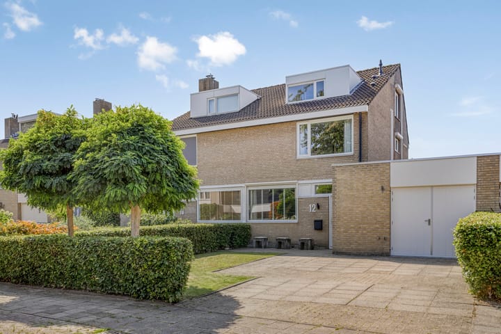 Foto 1 van Wijnruit 12