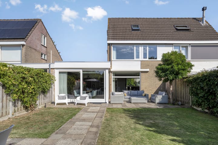 Foto 24 van Wijnruit 12