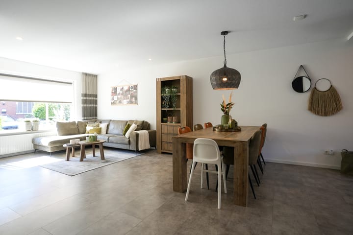 Photo 4 of Benedictijnenstraat 12