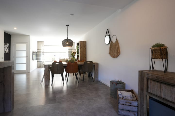 Photo 6 of Benedictijnenstraat 12