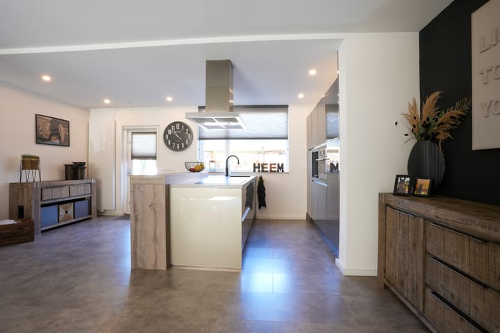 Photo 8 of Benedictijnenstraat 12