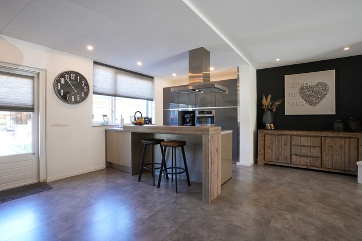 Photo 9 of Benedictijnenstraat 12