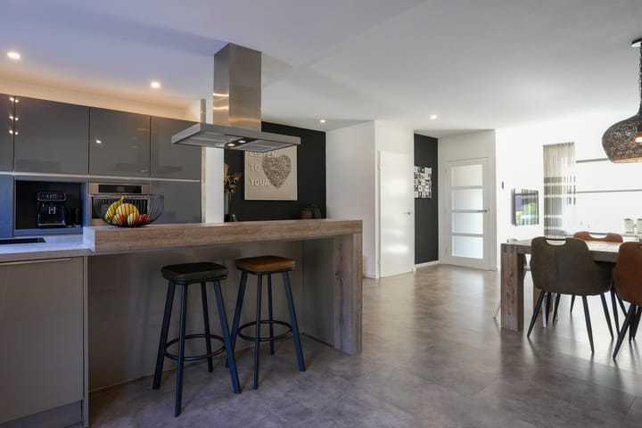 Photo 10 of Benedictijnenstraat 12