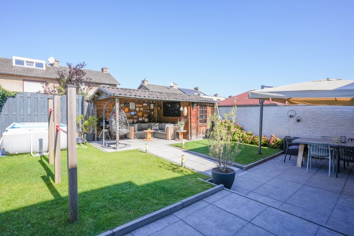 Photo 27 of Benedictijnenstraat 12