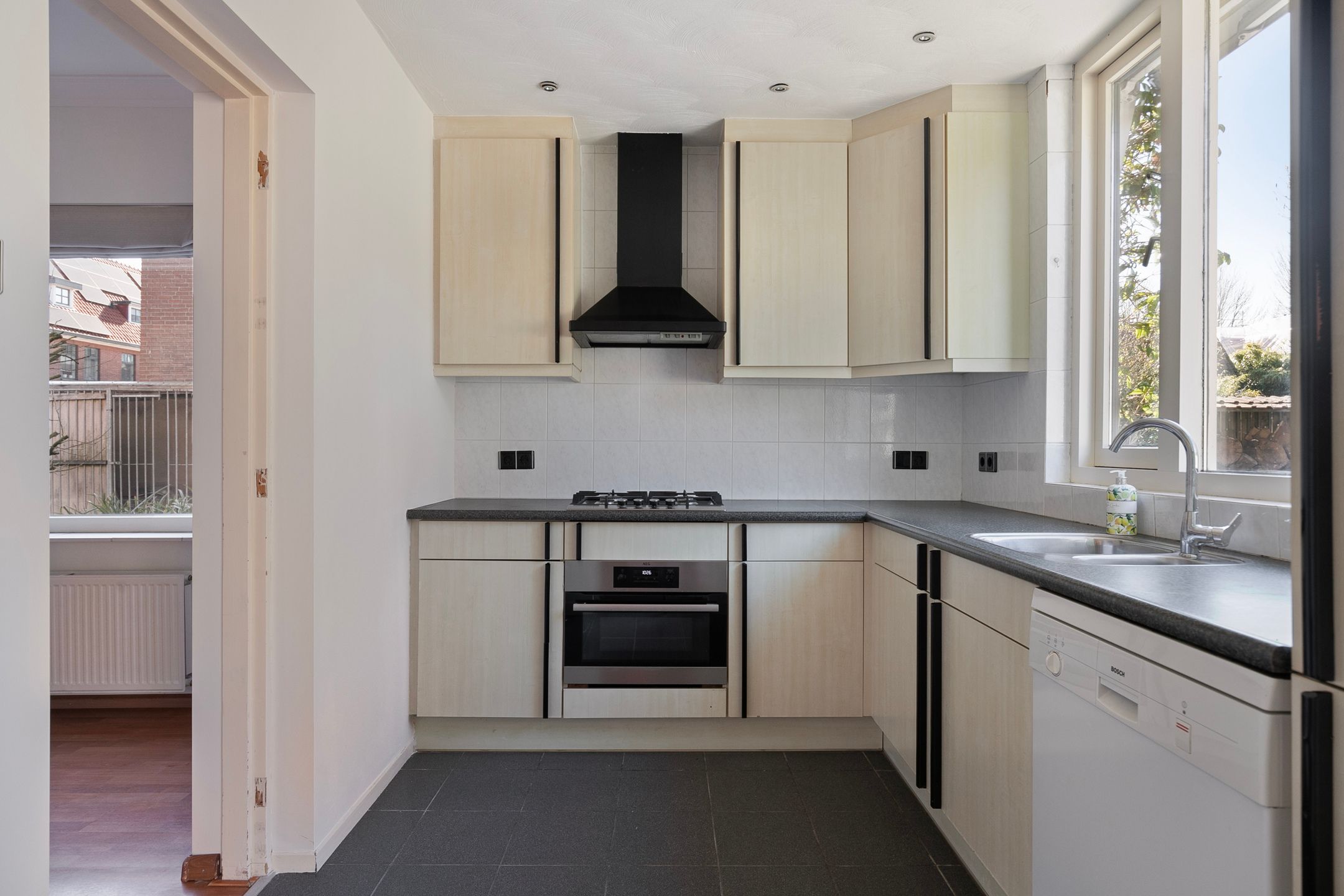 Foto 12 van Lijmbeekstraat 154