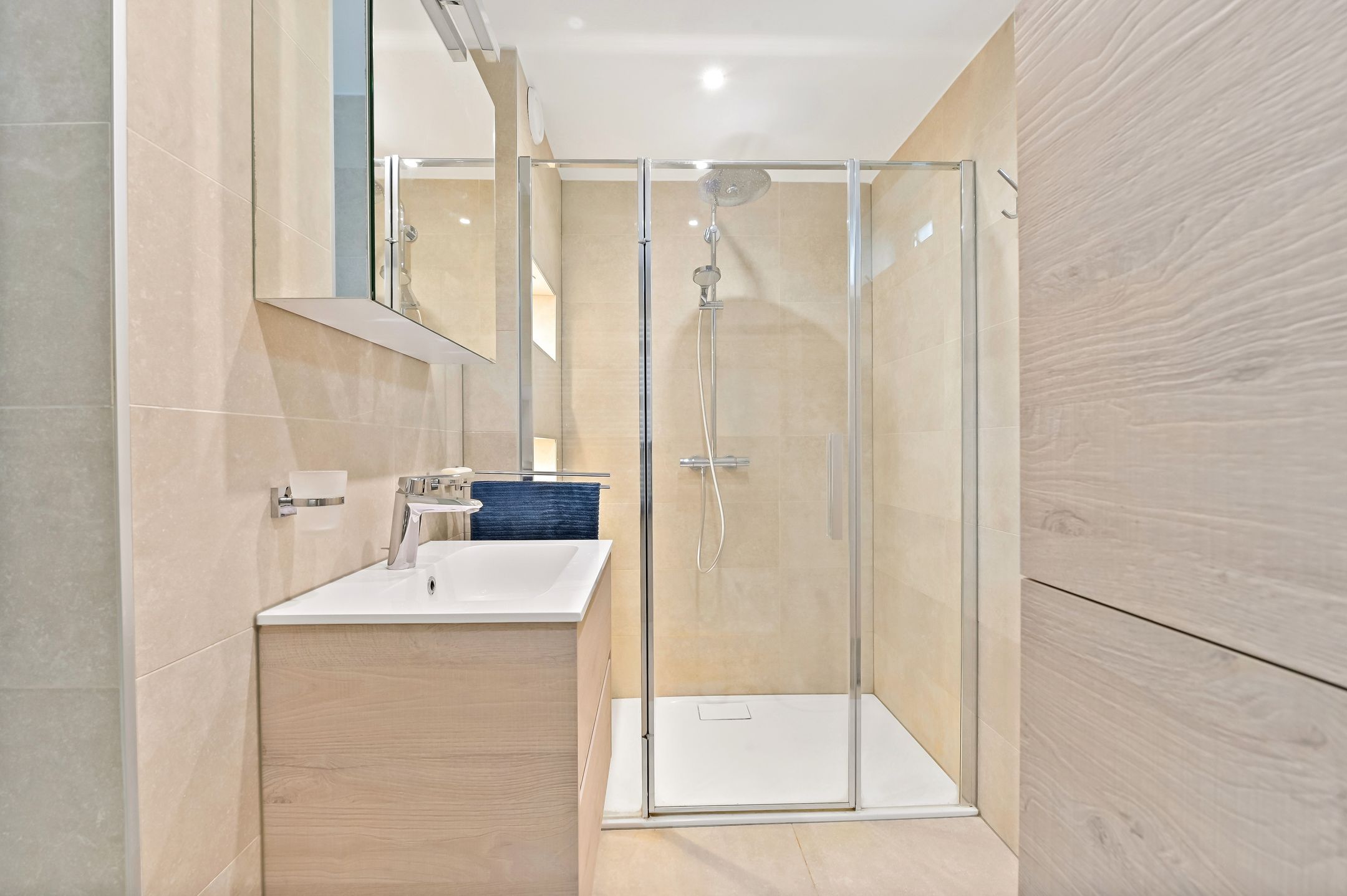 Photo 24 of Phoenixstraat 22