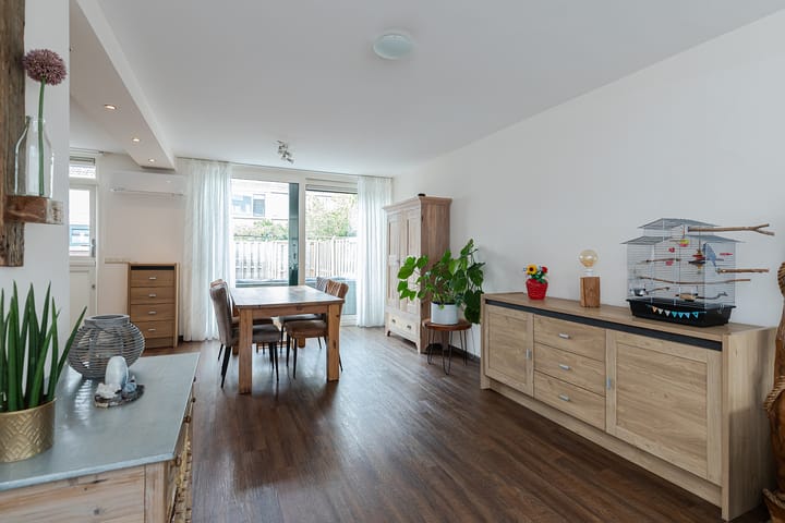 Foto 8 van L. van Deijsselstraat 6