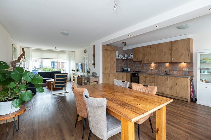 Foto 10 van L. van Deijsselstraat 6