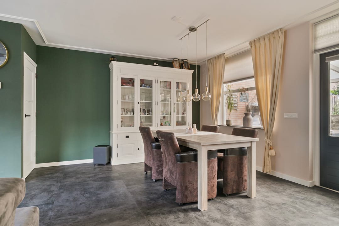 Photo 11 of Spuistraat 12