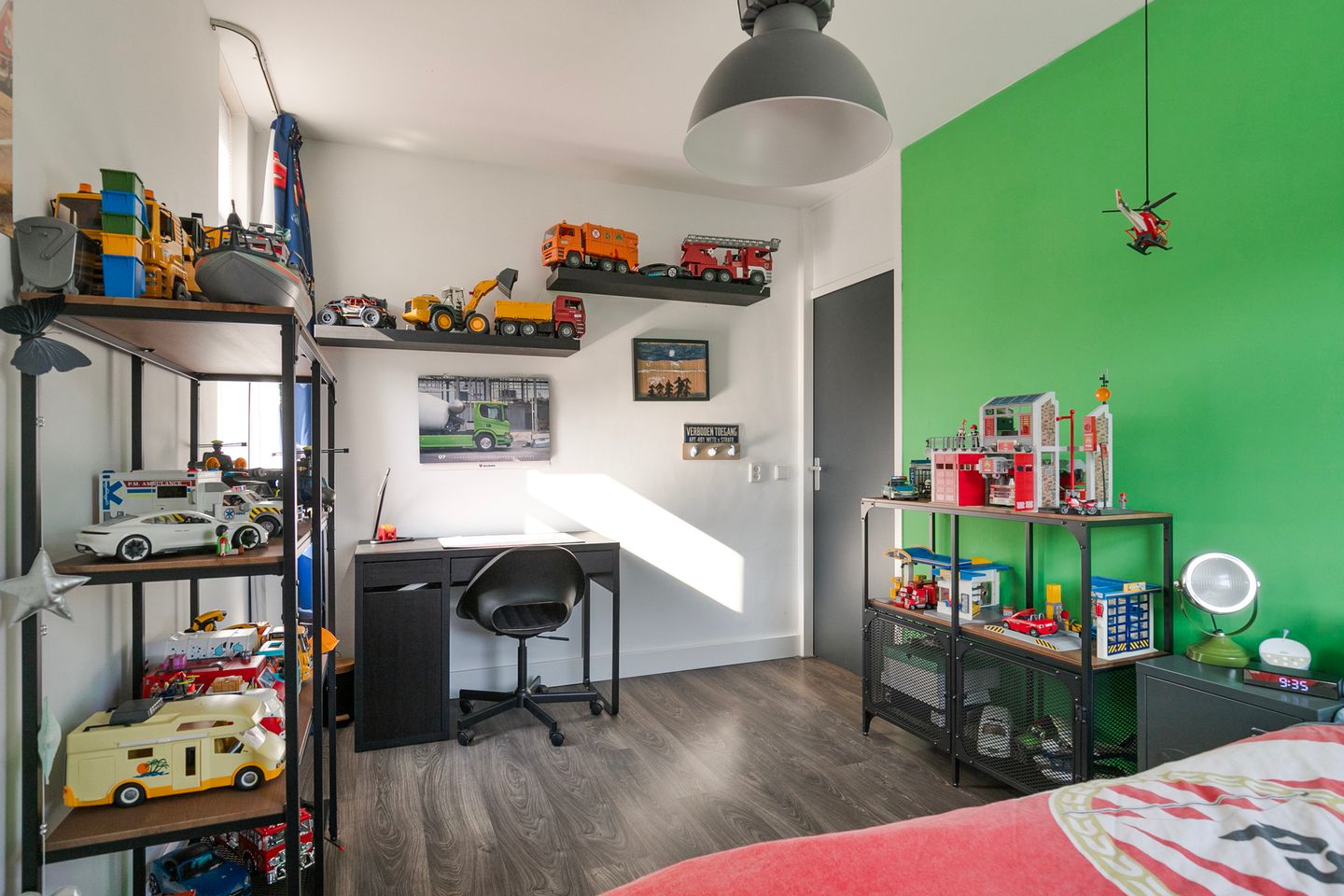 Photo 20 of Spuistraat 12