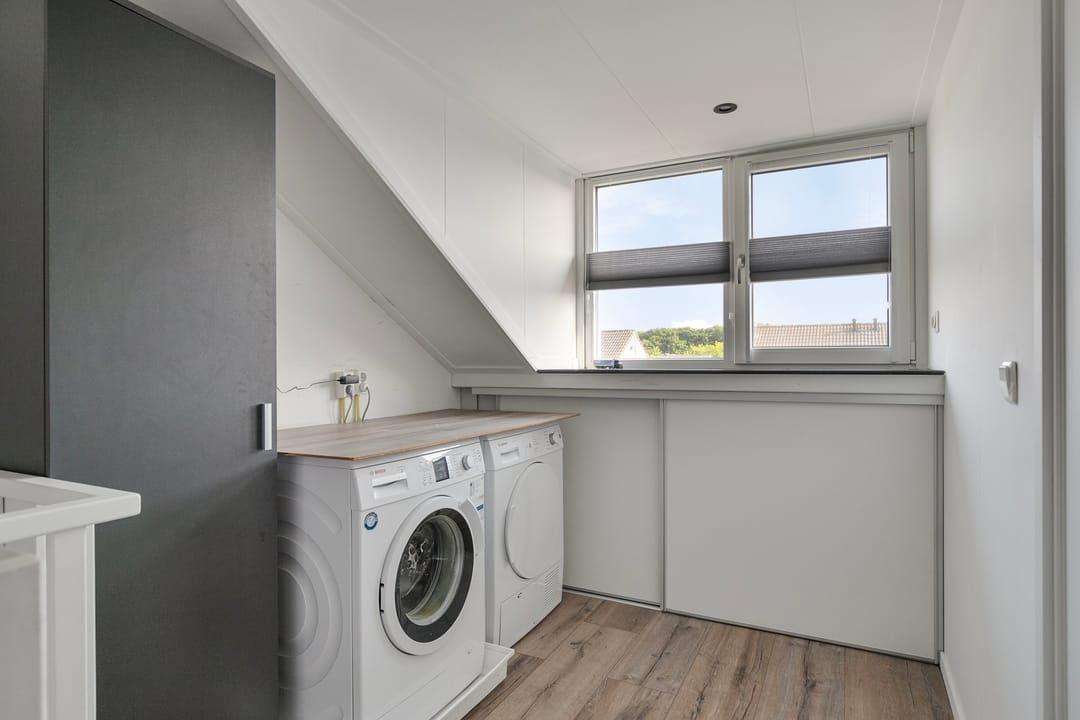 Photo 22 of Spuistraat 12