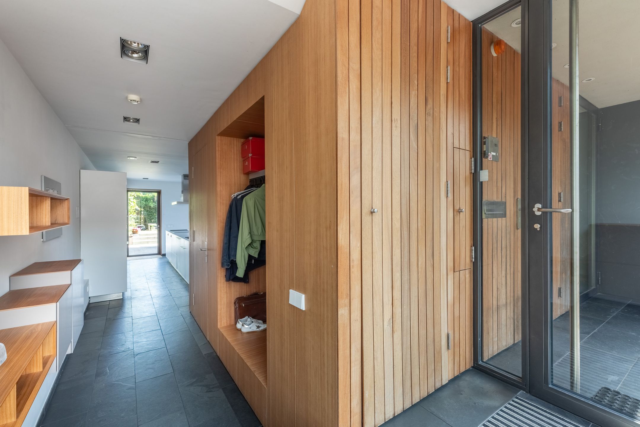 Foto 6 van Edmond Halleylaan 52